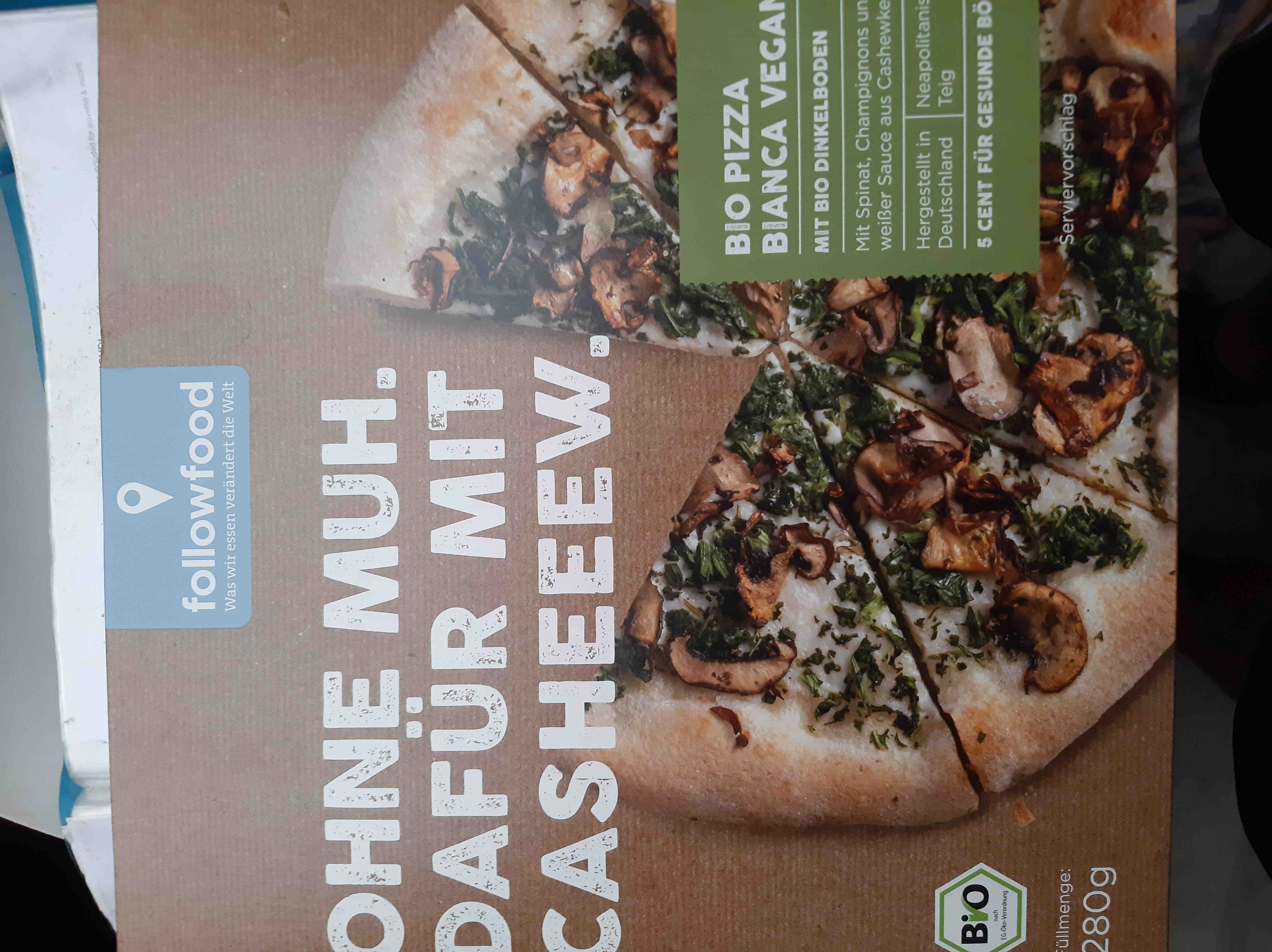 Bio Pizza Bianca Vegan 4250073459984 Pizza belegt mit vebaner weißer Sauce auf Cashewkernbasis, Spinat und Champignons